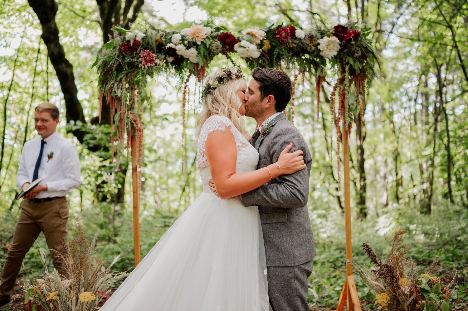 Bridal Veil Lodge Wedding Photography
