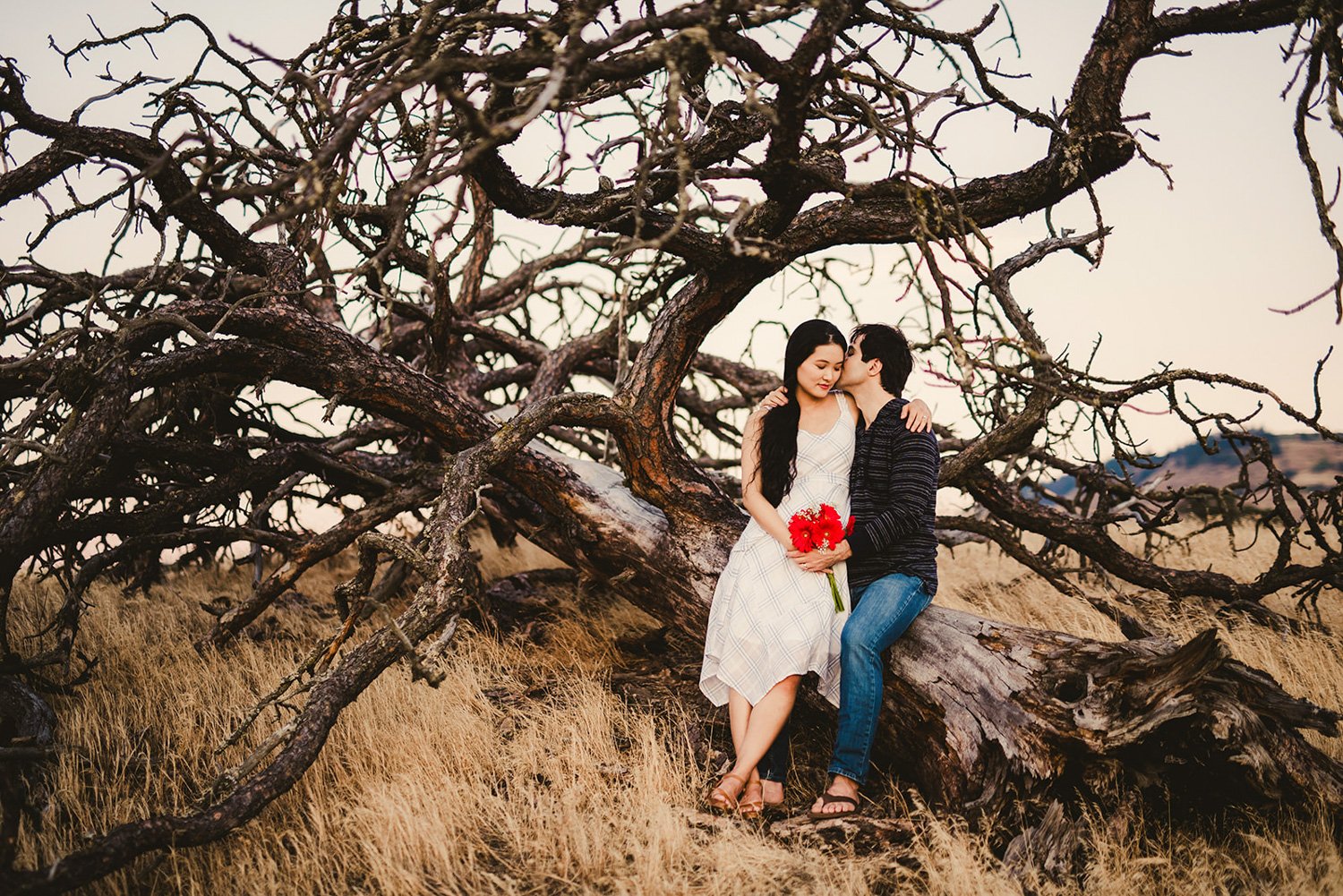 Jennie + Albert : A Columbia River Gorge Anniversary Session