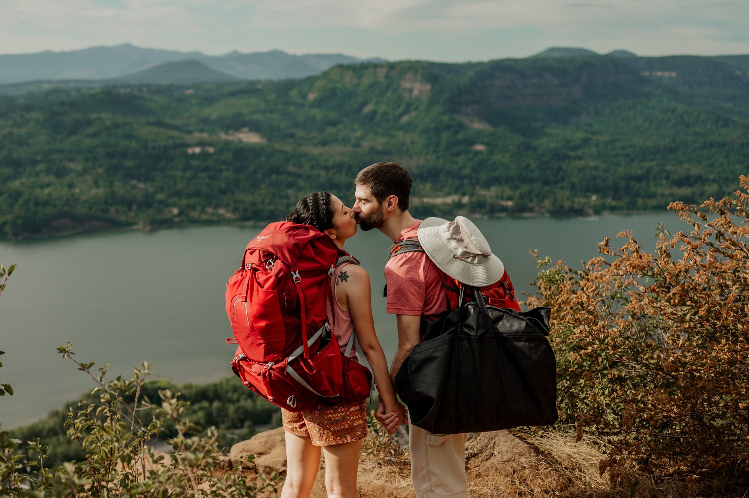 Elopement Activity Ideas Hiking